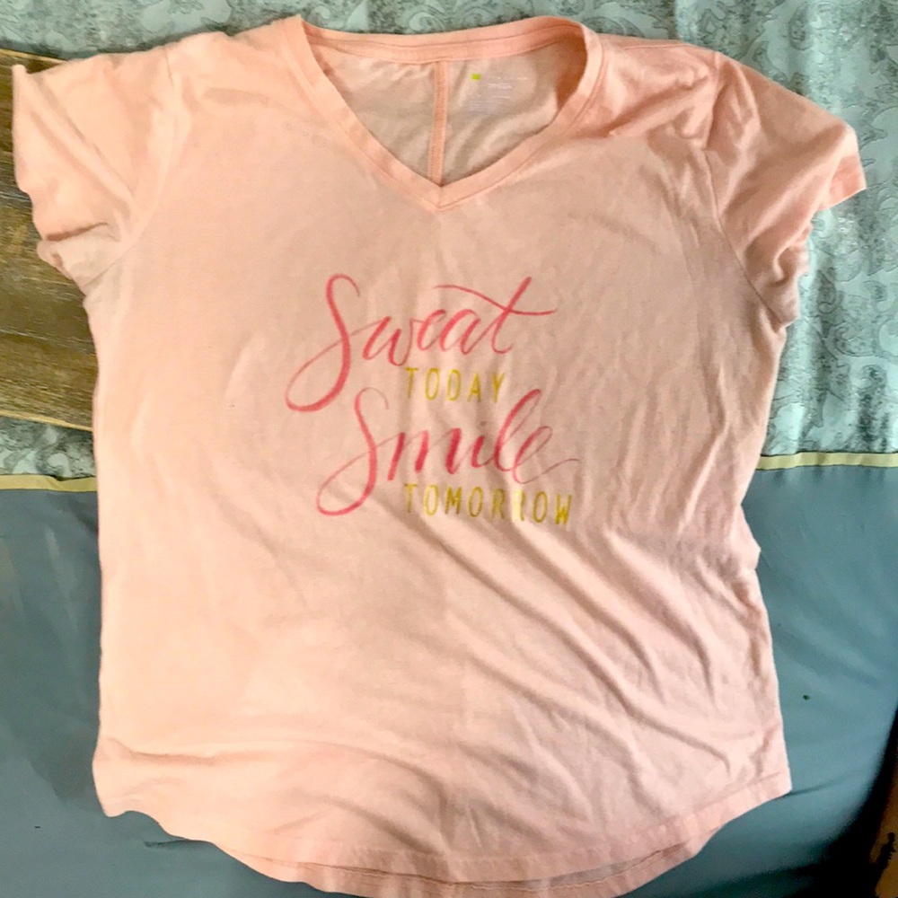 Made by dry tek, says sweat today, smile tomorrow, size M, great for workouts